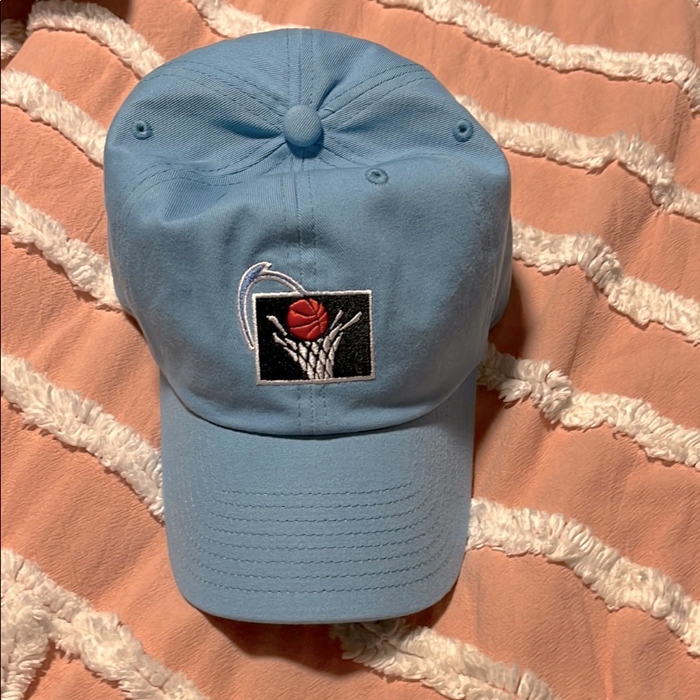 Mitchell & Ness Cleveland Cavaliers Retro Strapback